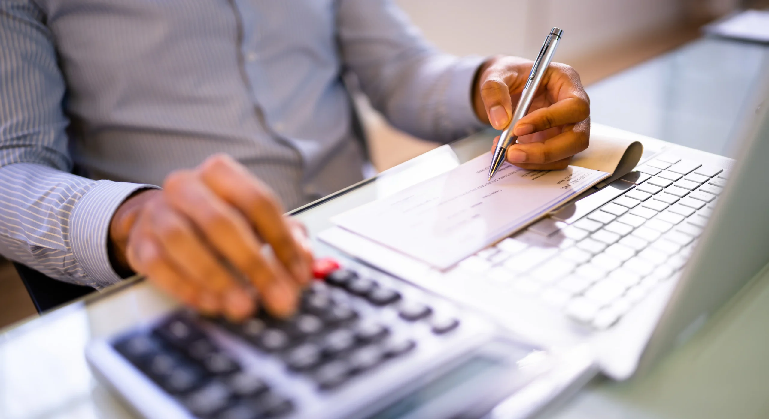 Top 7 Advantages of Outsourcing Payroll Services You Should Know